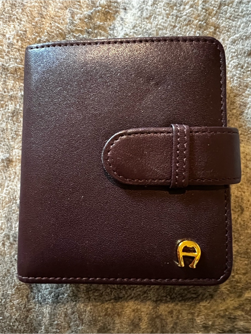 Etienne Aigner maroon Leather strap Card Holder with Gold Logo